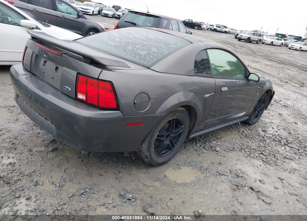 2003 FORD MUSTANG VIN: 1FAFP404X3F451704