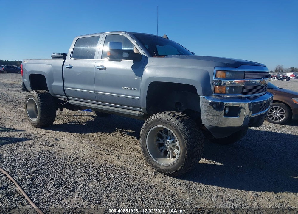 2015 CHEVROLET SILVERADO 2500HD LTZ VIN: 1GC1KWE87FF611648