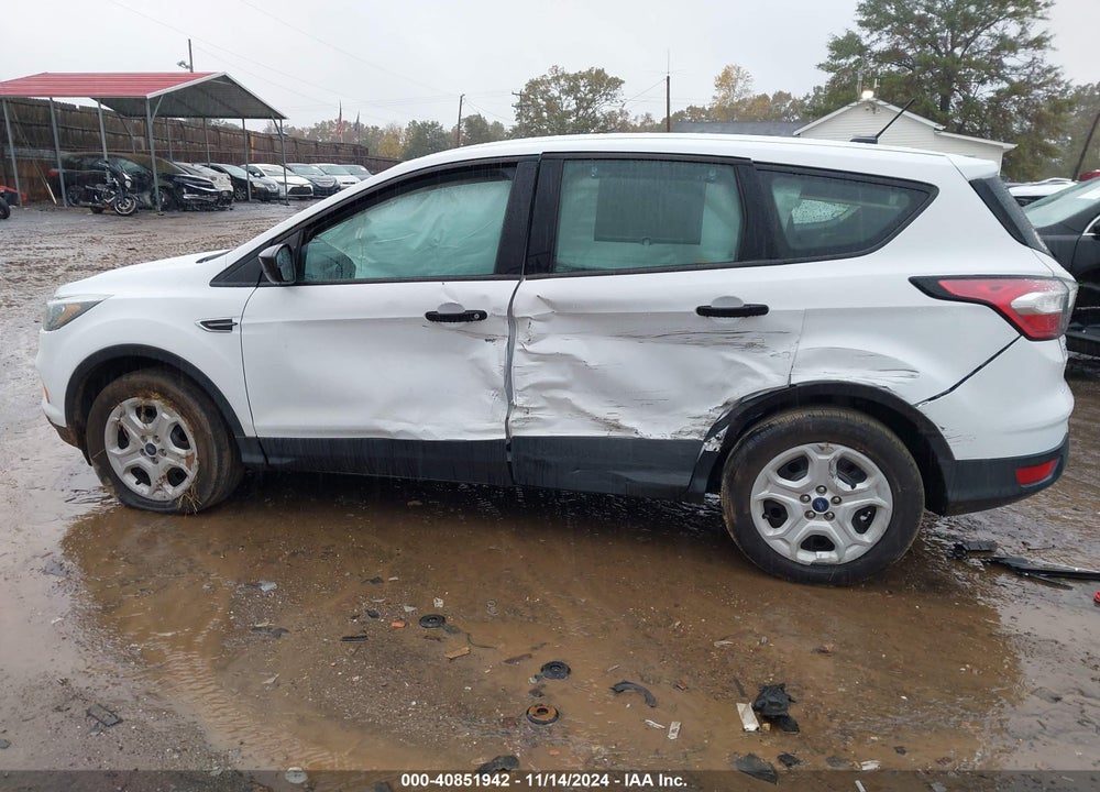 2018 FORD ESCAPE VIN: 1FMCU0F78JUA27426