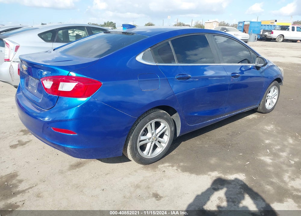 2017 CHEVROLET CRUZE VIN: 1G1BE5SM2H7279812