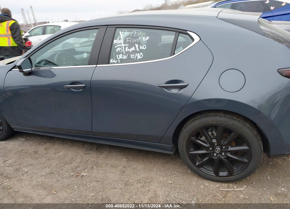 2024 MAZDA 3 2.5 S CARBON EDITION VIN: JM1BPBLM9R1709810