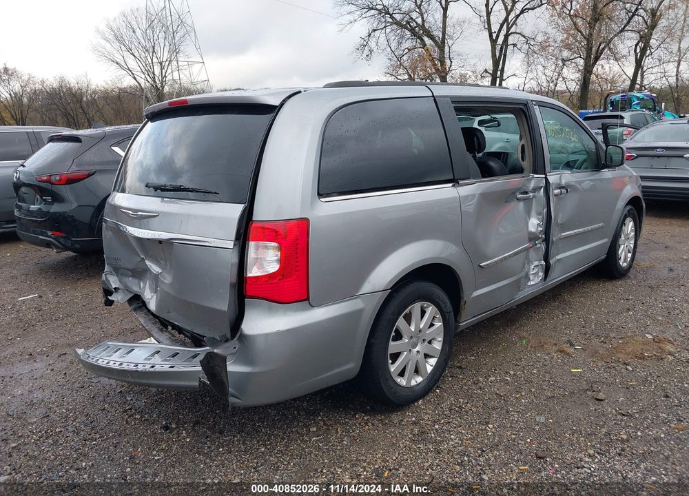 2014 CHRYSLER TOWN & COUNTRY VIN: 2C4RC1BG2ER444671