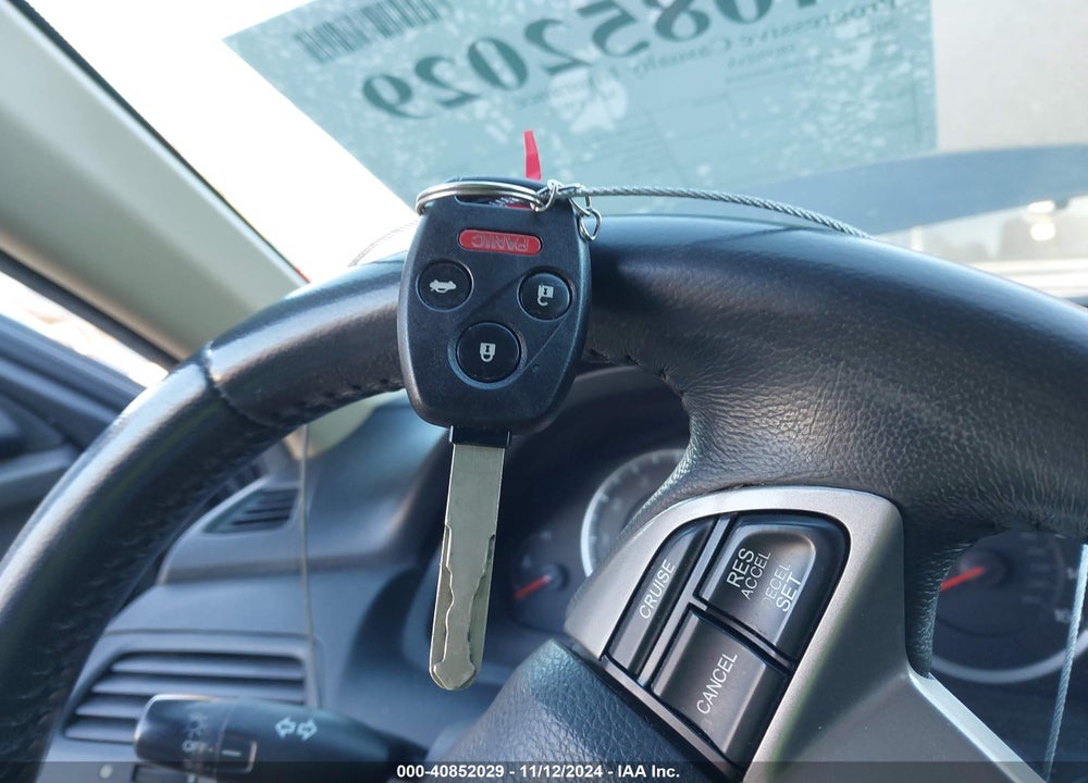 2012 HONDA ACCORD 2.4 SE VIN: 1HGCP2F64CA041618