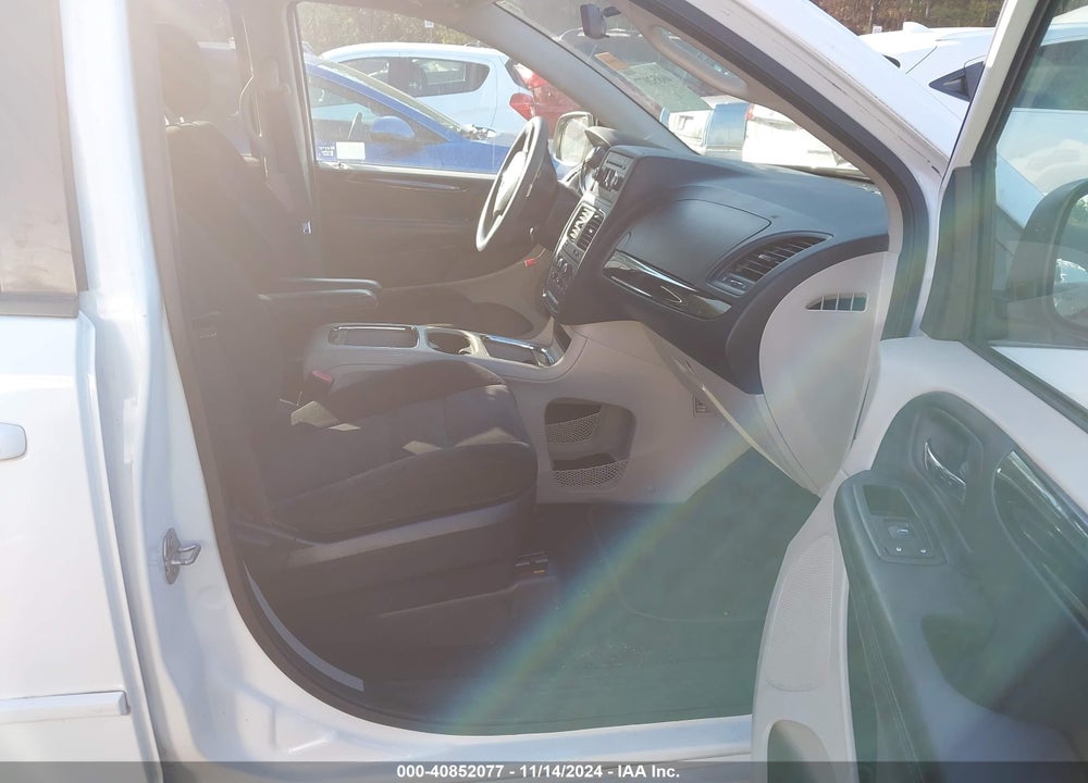2015 DODGE GRAND CARAVAN SXT VIN: 2C4RDGCG5FR556364