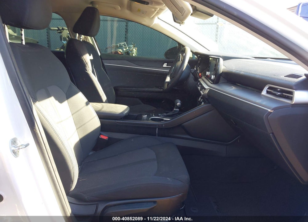 2021 KIA K5 LXS VIN: 5XXG14J27MG063734