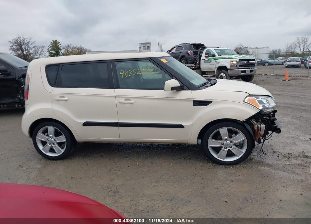 2011 KIA SOUL VIN: KNDJT2A24B7716272