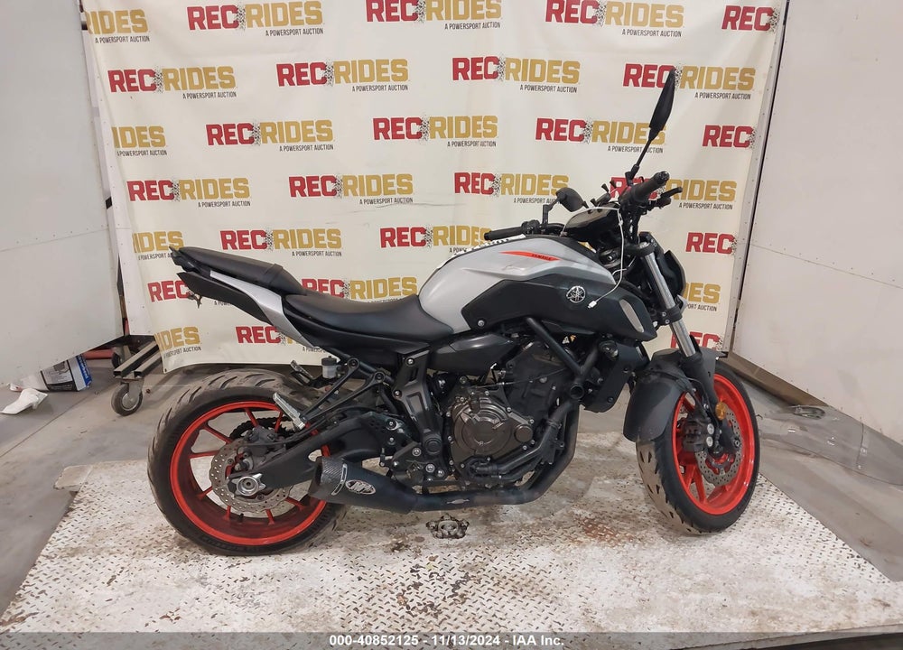 2020 YAMAHA MT07 VIN: JYARM27E6LA007697