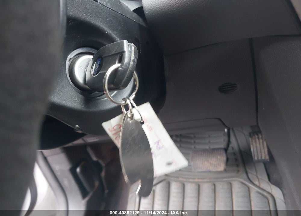 2014 FORD FOCUS SE VIN: 1FADP3F20EL186870