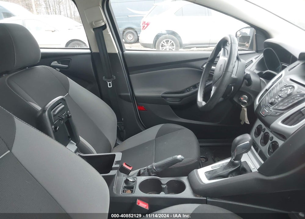 2014 FORD FOCUS SE VIN: 1FADP3F20EL186870