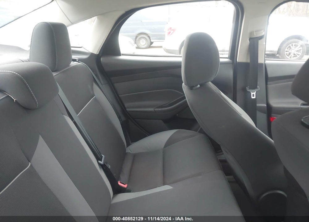 2014 FORD FOCUS SE VIN: 1FADP3F20EL186870
