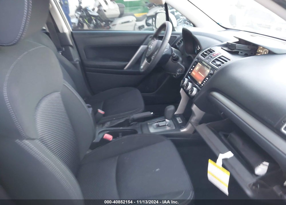2018 SUBARU FORESTER 2.5I PREMIUM VIN: JF2SJAGC0JH443281