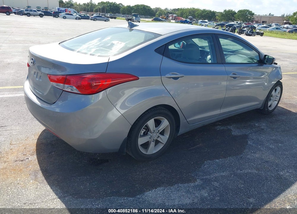 2013 HYUNDAI ELANTRA GLS VIN: KMHDH4AEXDU968869