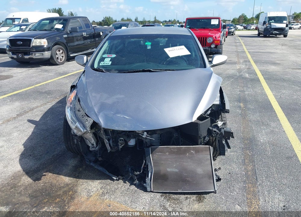 2013 HYUNDAI ELANTRA GLS VIN: KMHDH4AEXDU968869