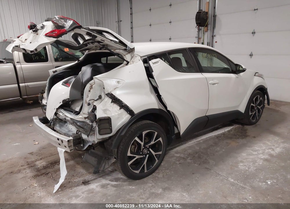 2019 TOYOTA C-HR XLE VIN: JTNKHMBX7K1033699
