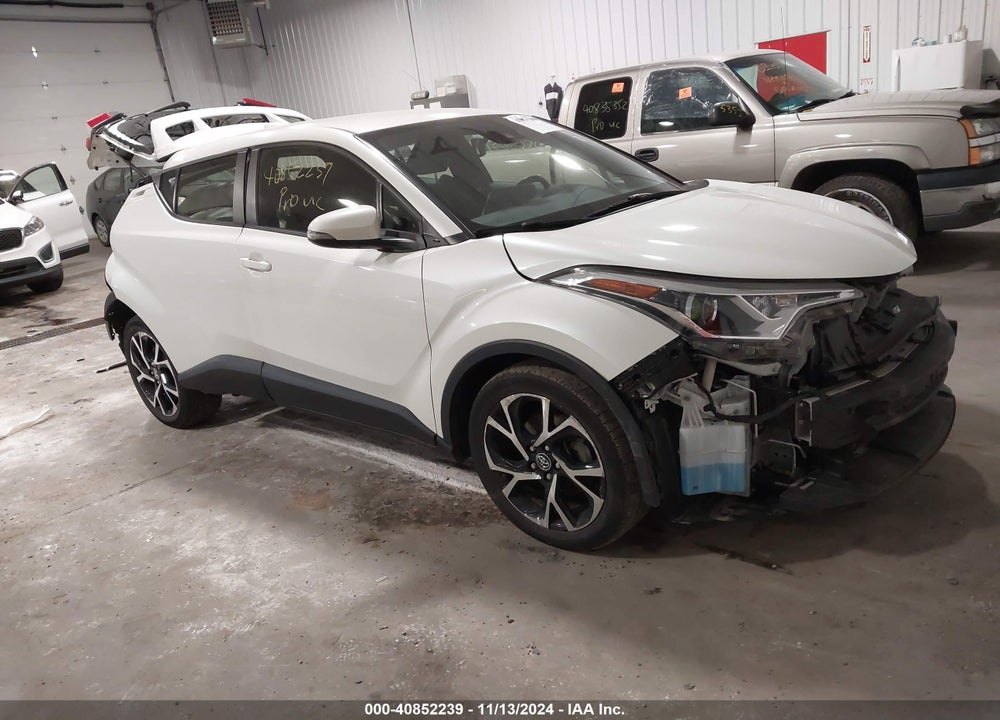 2019 TOYOTA C-HR XLE VIN: JTNKHMBX7K1033699