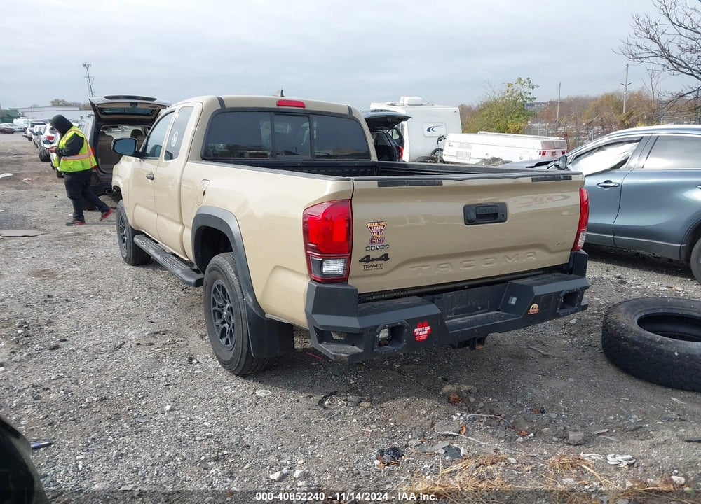 2019 TOYOTA TACOMA SR V6 VIN: 5TFSZ5AN3KX184656