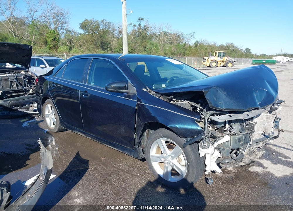 2014 TOYOTA CAMRY SE VIN: 4T1BF1FK6EU753419