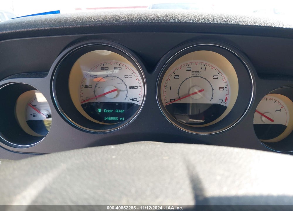 2013 DODGE CHALLENGER SXT VIN: 2C3CDYAG6DH649190