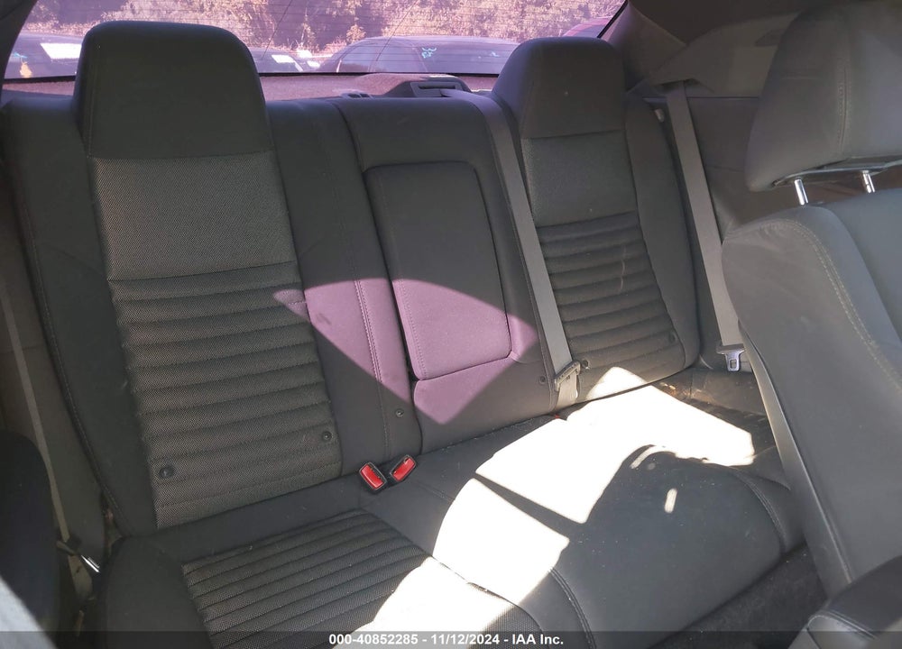 2013 DODGE CHALLENGER SXT VIN: 2C3CDYAG6DH649190