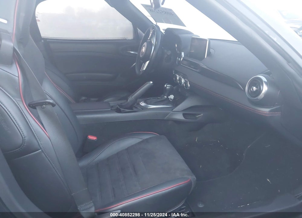 2020 FIAT 124 SPIDER ABARTH VIN: JC1NFAEK9L0145219