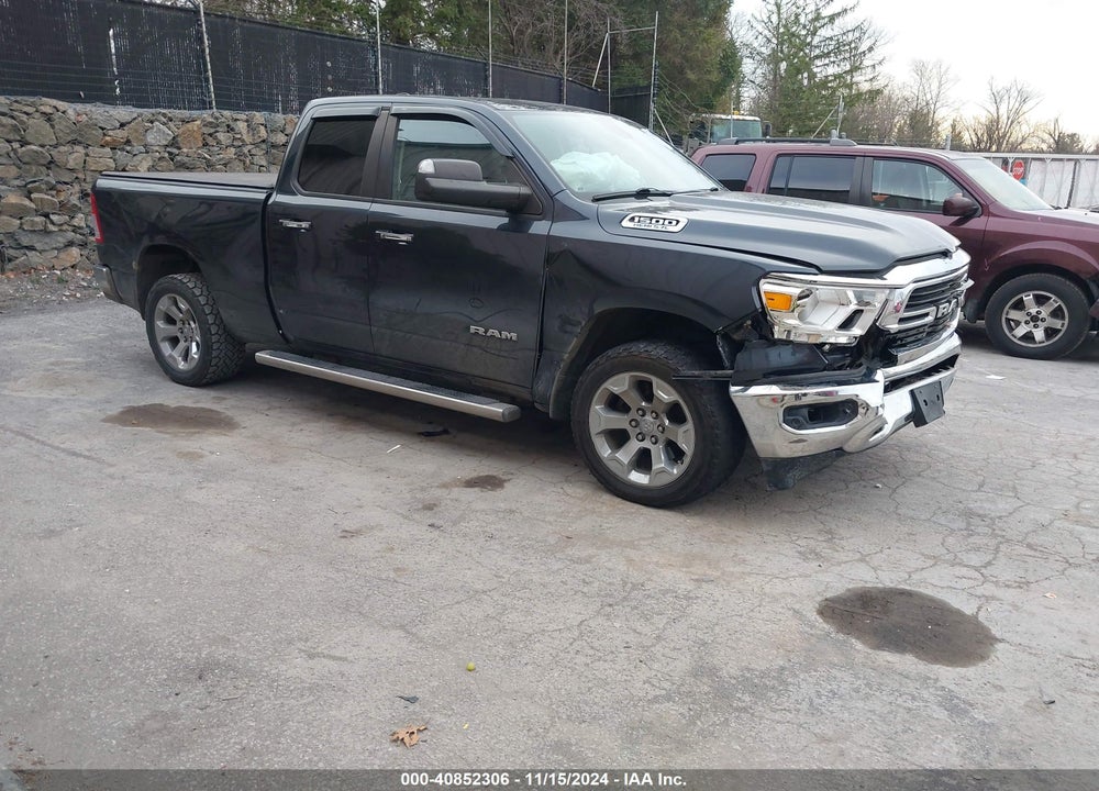 2019 RAM 1500 BIG HORN/LONE STAR 4X4 6'4 BOX VIN: 1C6SRFBTXKN599916