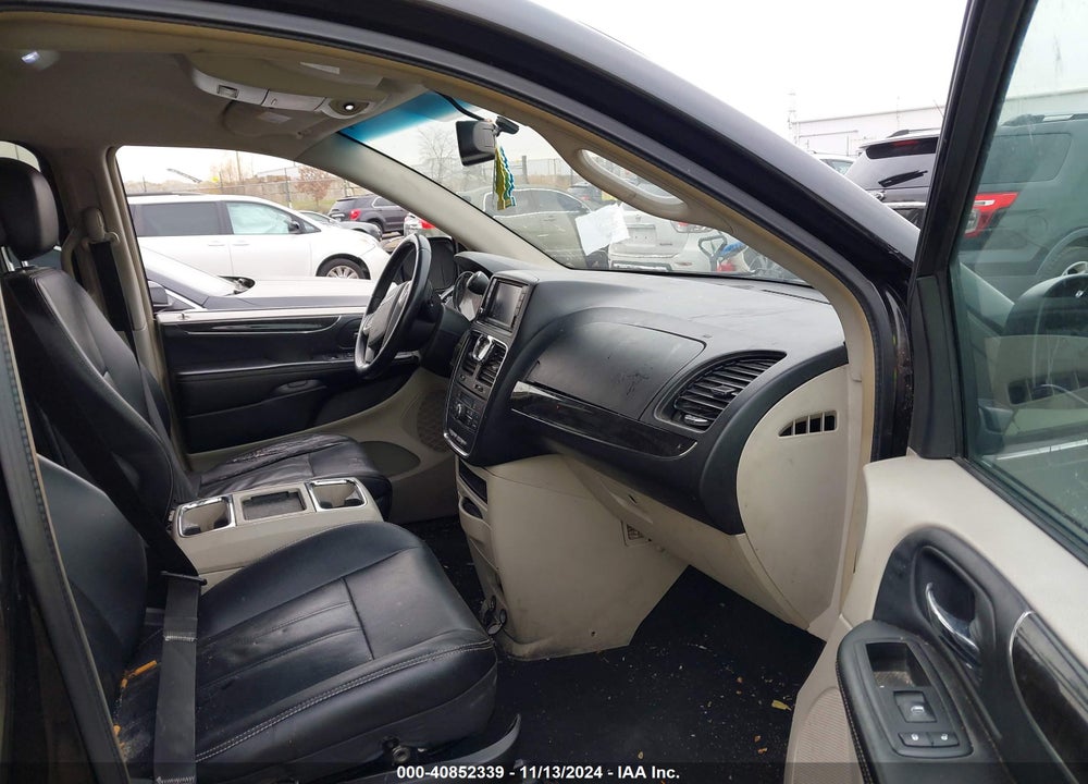 2014 CHRYSLER TOWN & COUNTRY TOURING VIN: 2C4RC1BG6ER233974