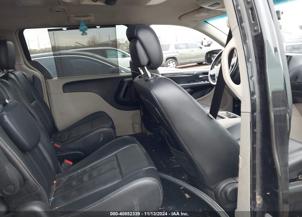 2014 CHRYSLER TOWN & COUNTRY TOURING VIN: 2C4RC1BG6ER233974