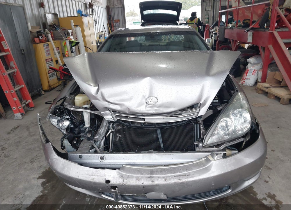 2004 LEXUS ES 330 BASE (A5) VIN: JTHBA30G545039095