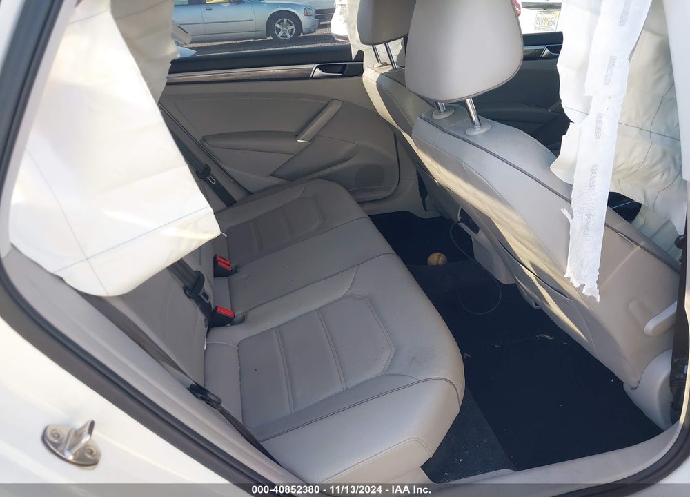 2018 VOLKSWAGEN PASSAT 2.0T SE VIN: 1VWBA7A38JC041870