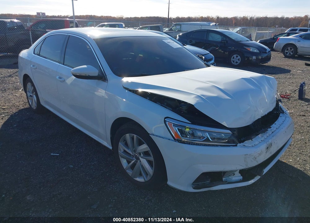 2018 VOLKSWAGEN PASSAT 2.0T SE VIN: 1VWBA7A38JC041870