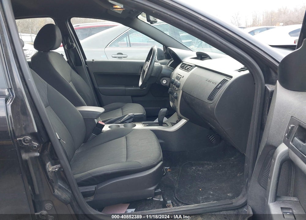 2010 FORD FOCUS SE VIN: 1FAHP3FN9AW248576
