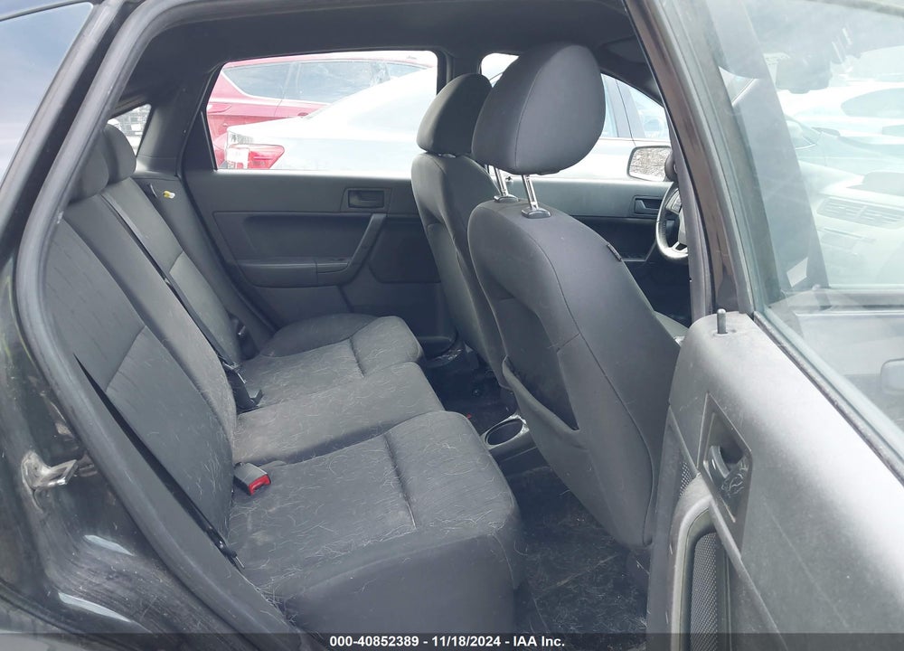 2010 FORD FOCUS SE VIN: 1FAHP3FN9AW248576