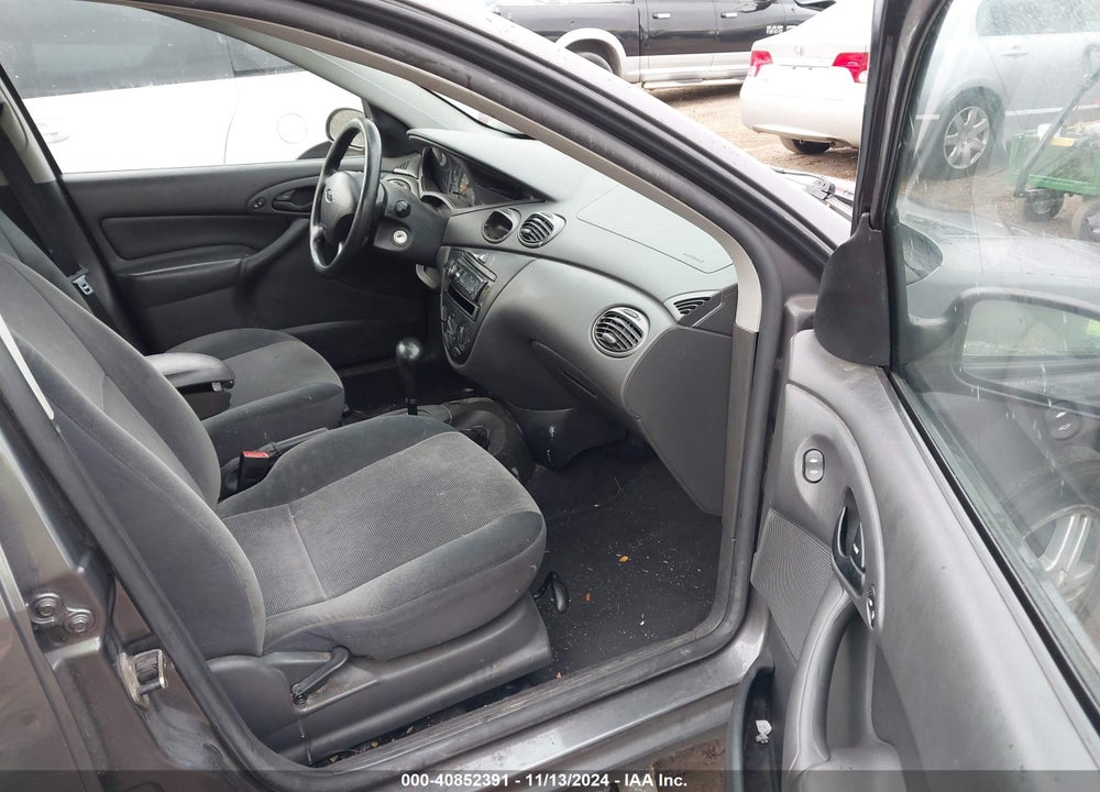 2002 FORD FOCUS SE VIN: 1FAFP34P12W248178