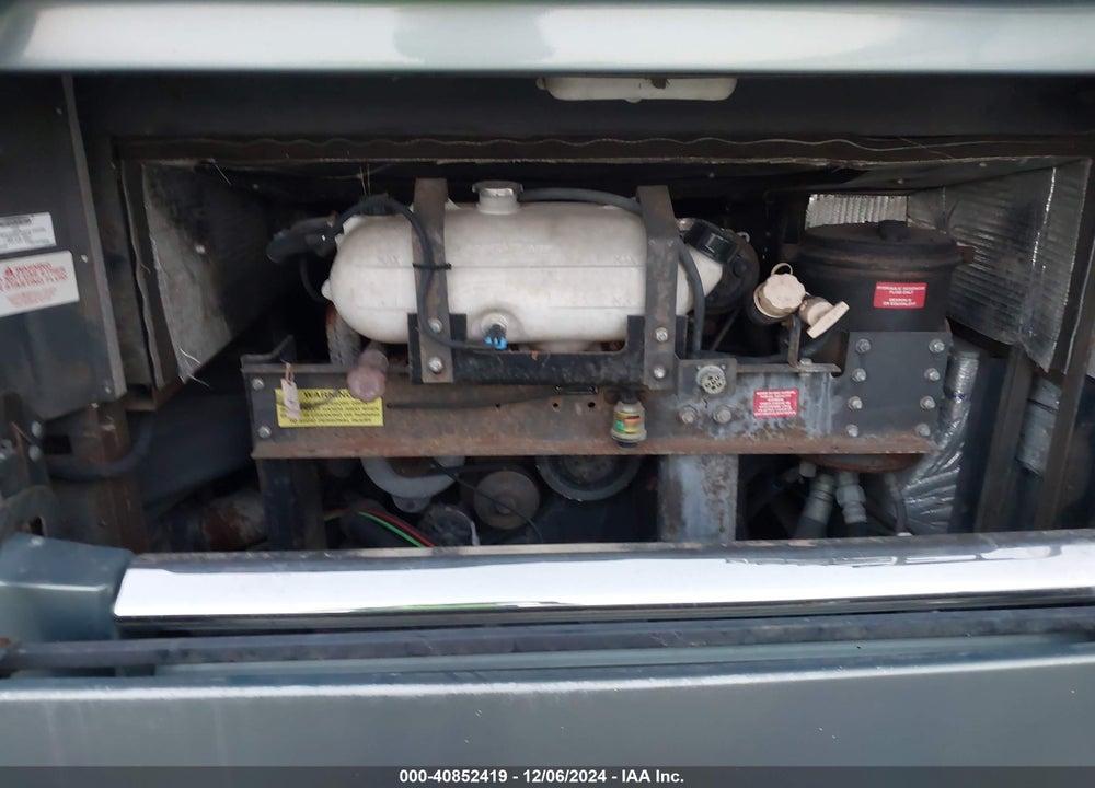 2004 FREIGHTLINER CHASSIS X LINE MOTOR HOME VIN: 4UZAAHBS24CM71517