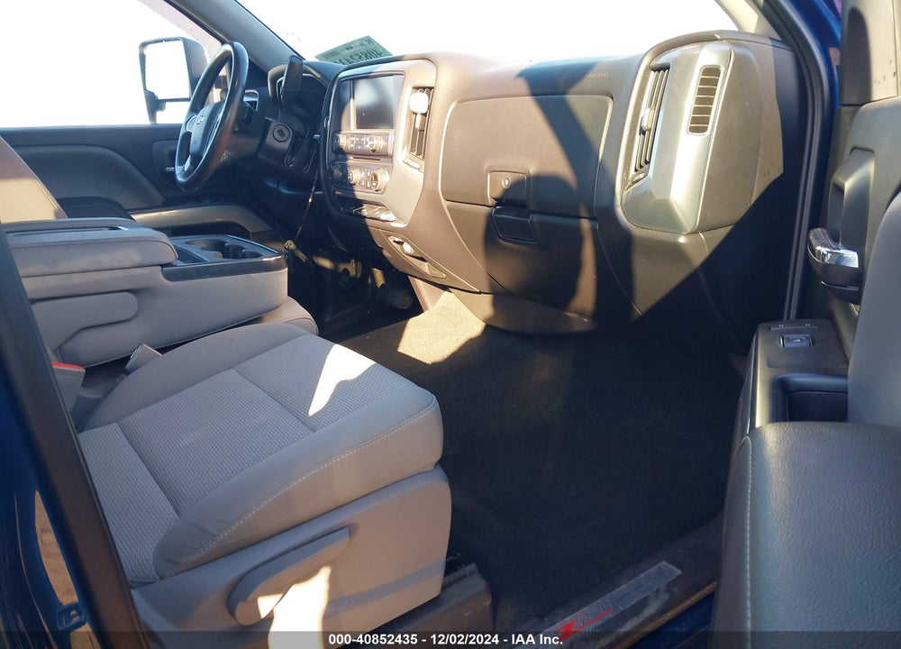 2017 CHEVROLET SILVERADO 1500 2LT VIN: 3GCUKREC9HG153812