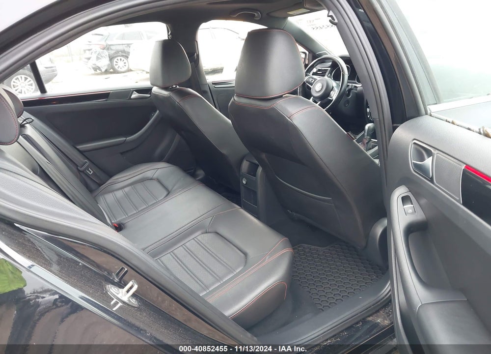 2017 VOLKSWAGEN JETTA GLI VIN: 3VW4T7AJ9HM335174