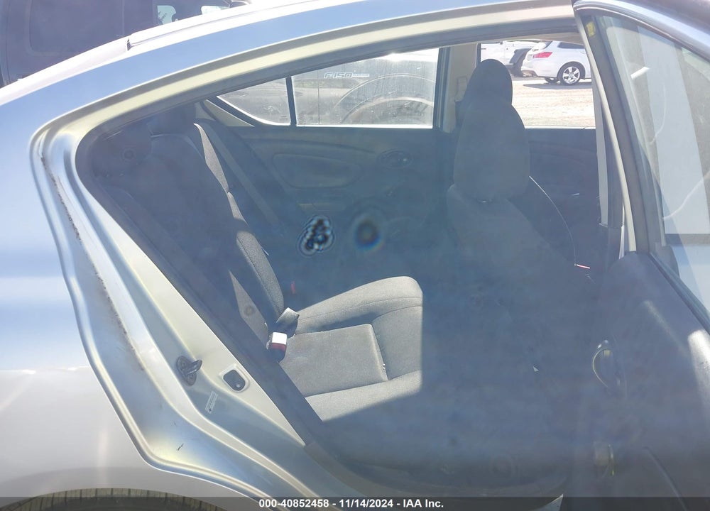 2019 NISSAN VERSA 1.6 S+ VIN: 3N1CN7AP2KL830054