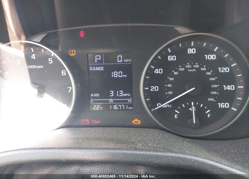 2017 HYUNDAI ELANTRA SE VIN: 5NPD74LF7HH174683