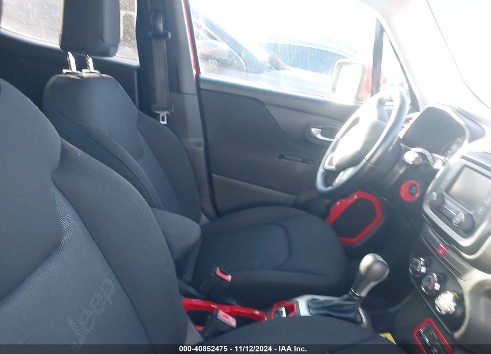 2016 JEEP RENEGADE LATITUDE VIN: ZACCJABT5GPD53698
