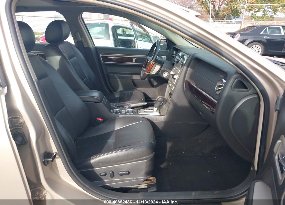 2008 LINCOLN MKZ VIN: 3LNHM26T78R610070