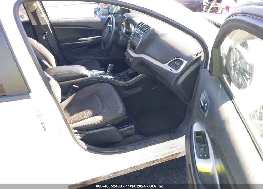 2014 DODGE JOURNEY SE VIN: 3C4PDCABXET184233
