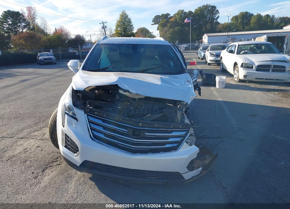2017 CADILLAC XT5 STANDARD VIN: 1GYKNARS3HZ211375