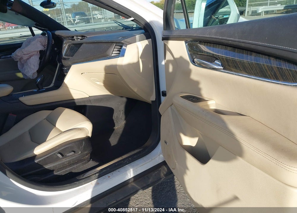 2017 CADILLAC XT5 STANDARD VIN: 1GYKNARS3HZ211375