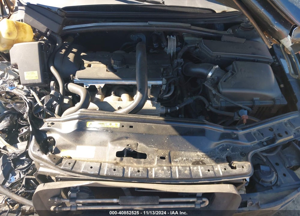 2005 VOLVO S80 2.5T VIN: YV1TS592X51402063