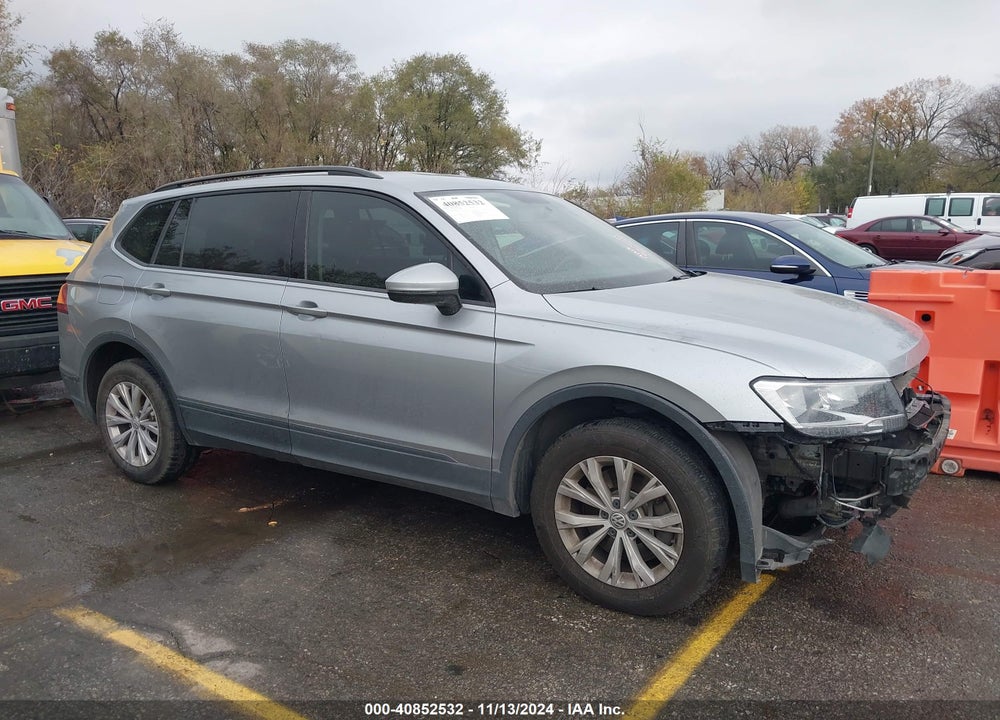 2020 VOLKSWAGEN TIGUAN VIN: 3VV1B7AX3LM127590