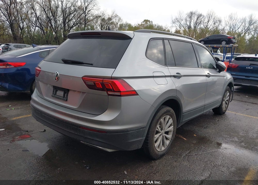 2020 VOLKSWAGEN TIGUAN VIN: 3VV1B7AX3LM127590