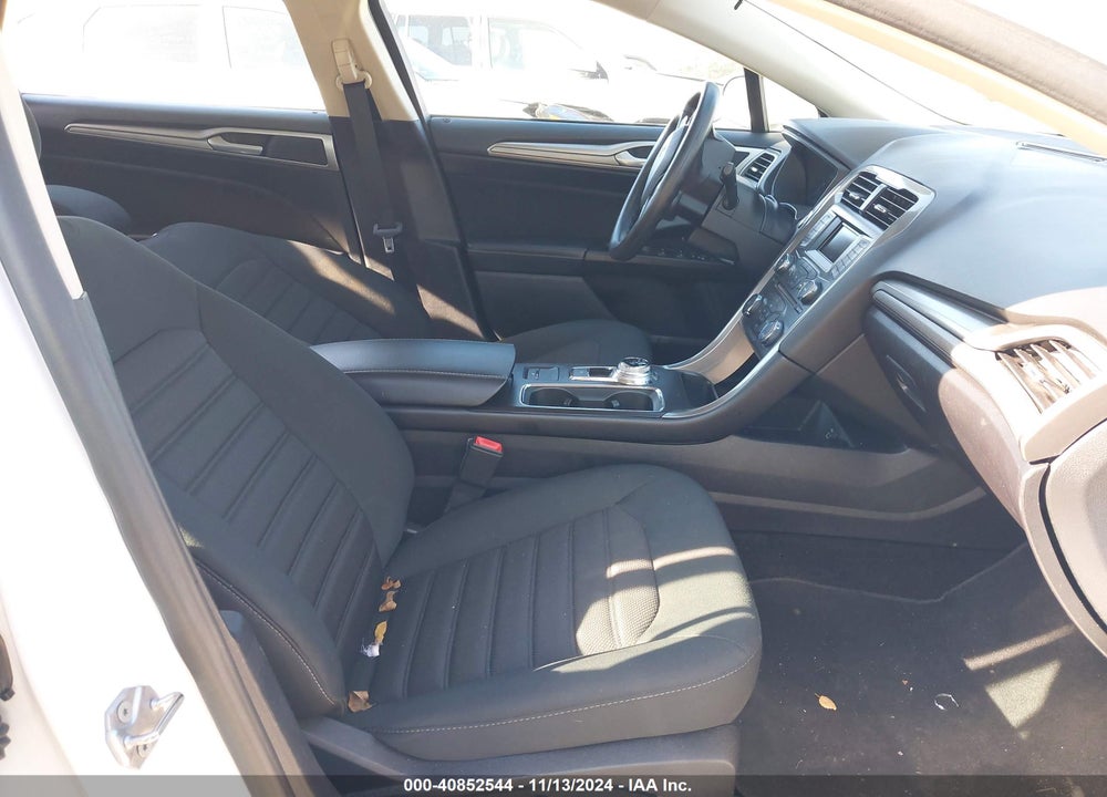 2018 FORD FUSION SE VIN: 3FA6P0H74JR277989