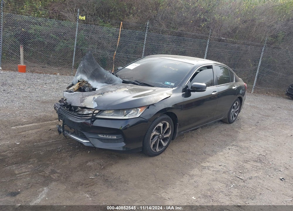 2017 HONDA ACCORD EX-L VIN: 1HGCR2F87HA133678