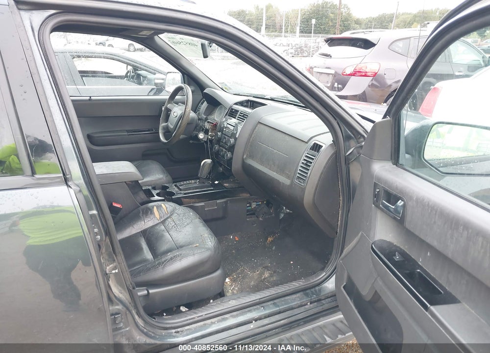 2008 FORD ESCAPE LIMITED VIN: 1FMCU04118KE02934