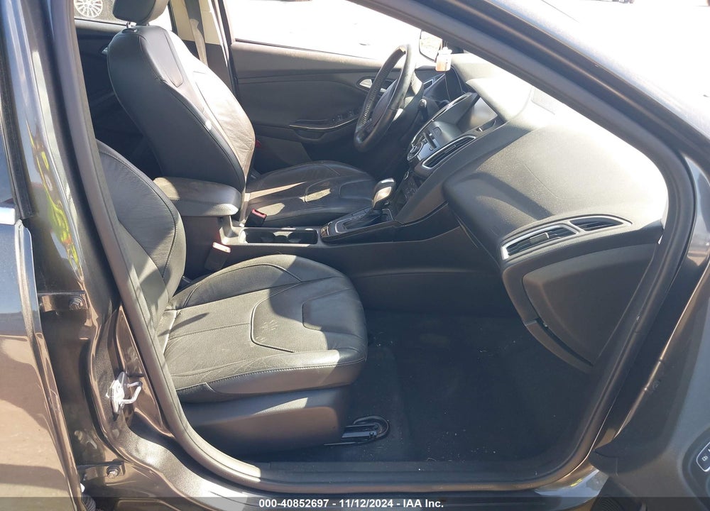 2015 FORD FOCUS TITANIUM VIN: 1FADP3N26FL354403